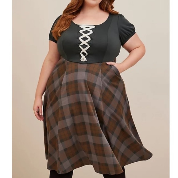 TORRID NWT OUTLANDER TARTAN MIDI DOUBLE KNIT DRESS HALLOWEEN COSTUME - Picture 2 of 5